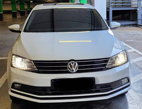 VOLKSWAGEN JETTA 2.0 TSI HIGHLINE 211CV GASOLINA 4P TIPTRONIC VOLKSWAGEN JETTA 2.0 TSI HIGHLINE 211CV GASOLINA 4P TIPTRONIC